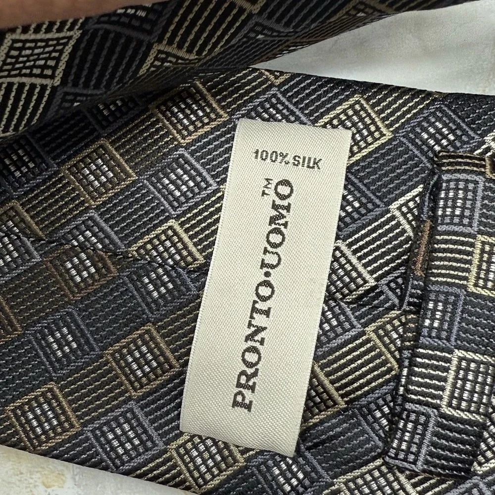 NWOT Pronto Uomo Silk Tie Triangle‎ Blue Brown X-Long 3 1/2